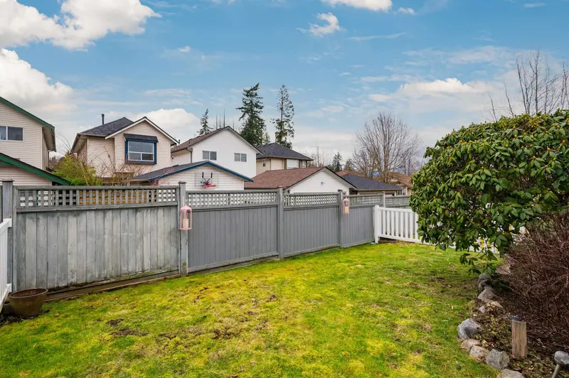 4 20788 87 AVENUE - photo 4 of 25