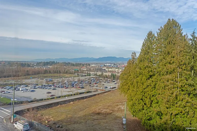 618 20376 N 86TH AVENUE - photo 2 of 25