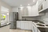 104 1371 FOSTER STREET - thumbnail 3
