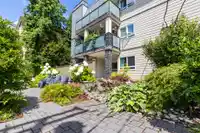 104 1371 FOSTER STREET - thumbnail 34