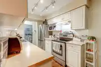 302 15342 20TH AVENUE - thumbnail 5