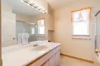 2211 148A STREET - thumbnail 26