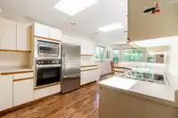 2211 148A STREET - thumbnail 10