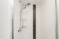 218 15735 CROYDON DRIVE - thumbnail 19