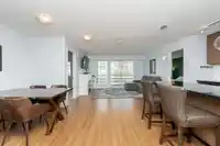 218 15735 CROYDON DRIVE - thumbnail 10