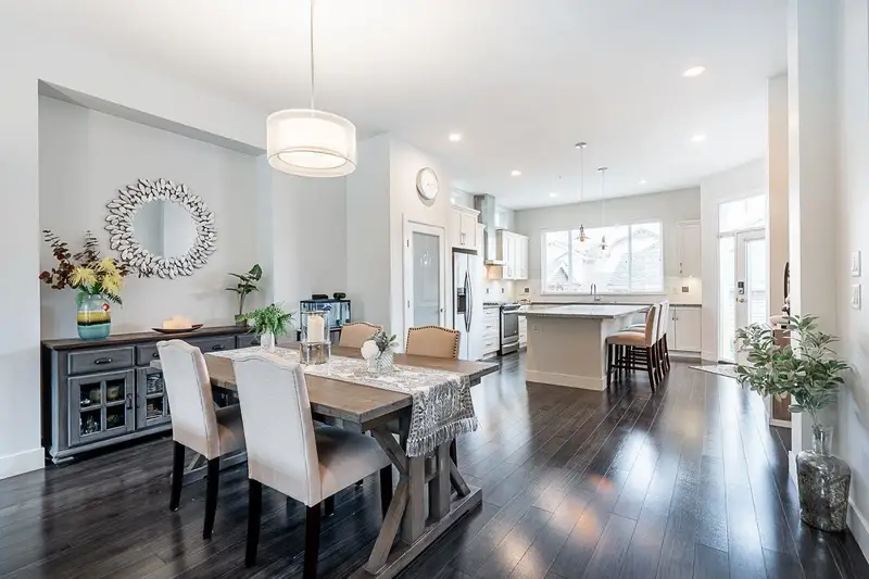 10489 ROBERTSON STREET - photo 1 of 25