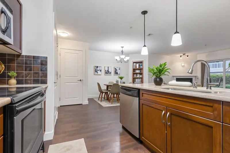 104 2038 SANDALWOOD CRESCENT - photo 2 of 15