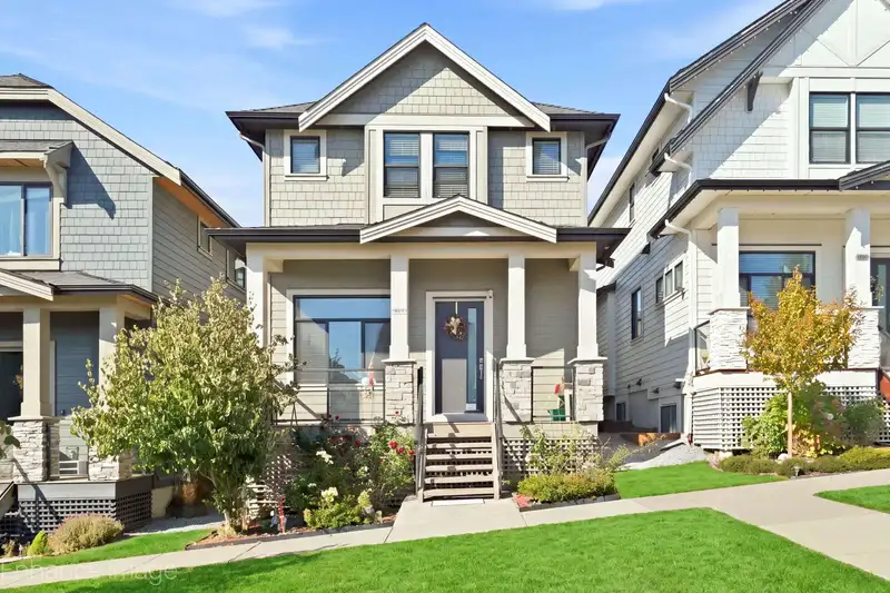 16475 21A AVENUE - photo 1 of 25