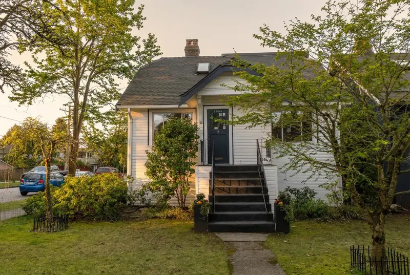 2094 E 7TH AVENUE - photo 2 of 25