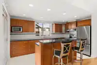 204 15357 17A AVENUE - thumbnail 10
