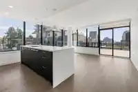 307 1588 JOHNSTON ROAD - thumbnail 12