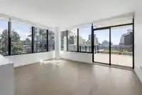 307 1588 JOHNSTON ROAD - thumbnail 21