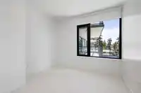 307 1588 JOHNSTON ROAD - thumbnail 29