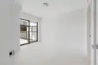 307 1588 JOHNSTON ROAD - thumbnail 30