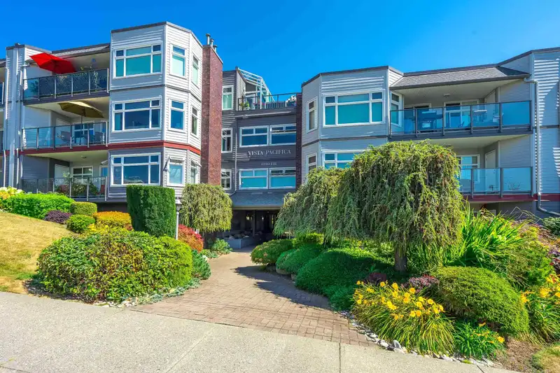 505 1220 FIR STREET - photo 1 of 39