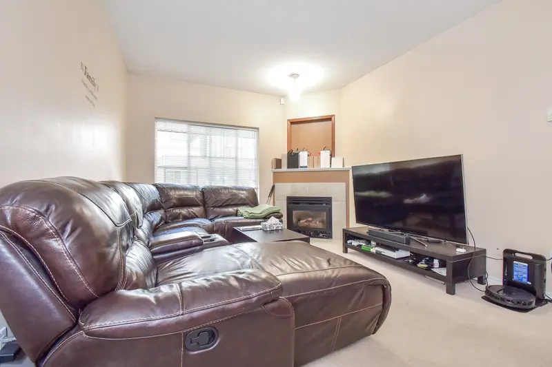 55 15133 29A AVENUE - photo 3 of 25