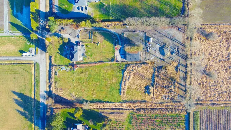 19682 RICHARDSON ROAD - photo 3 of 22