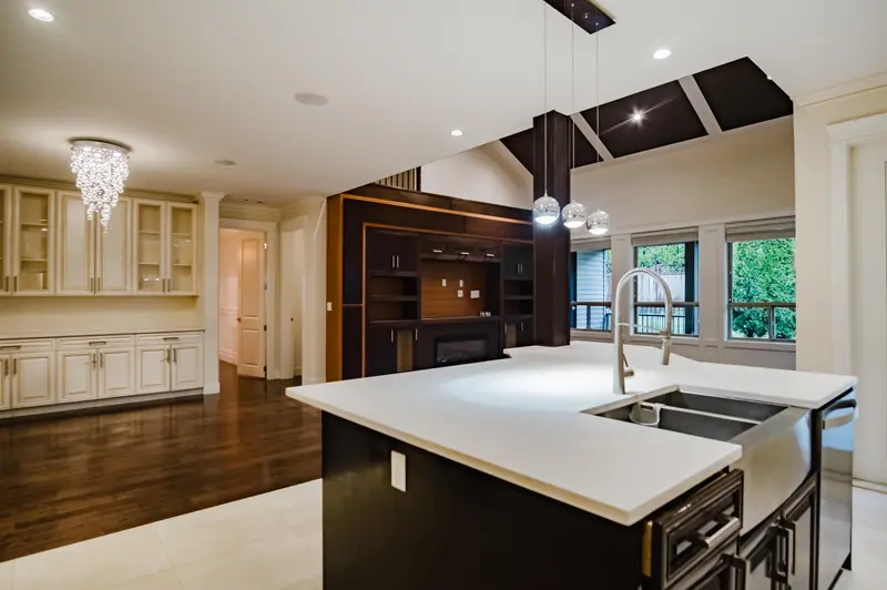 20539 68TH AVENUE - photo 2 of 25