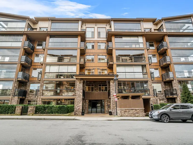 A113 20716 WILLOUGHBY TOWN CENTRE DRIVE - photo 4 of 25