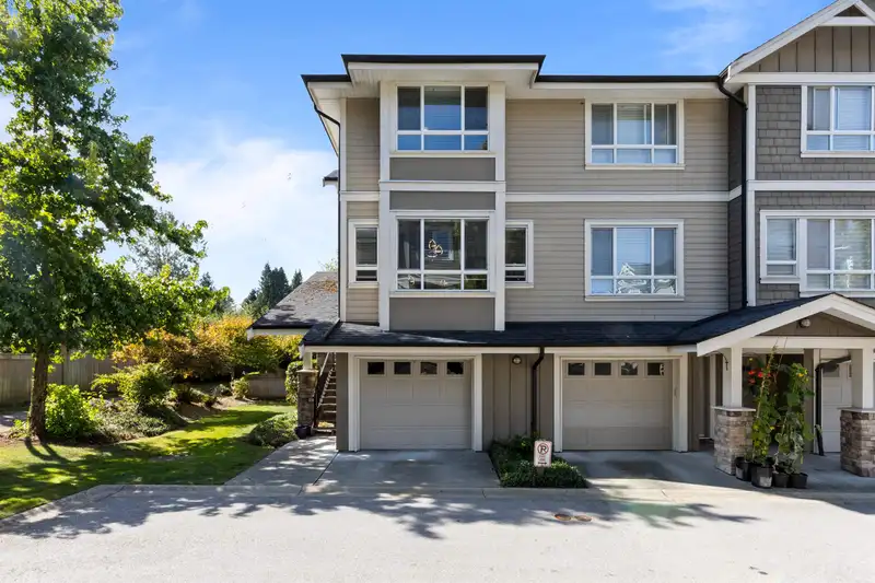 59 2955 156 STREET - photo 3 of 39