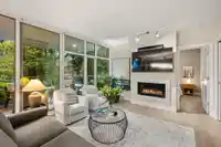 206 1501 VIDAL STREET - thumbnail 1