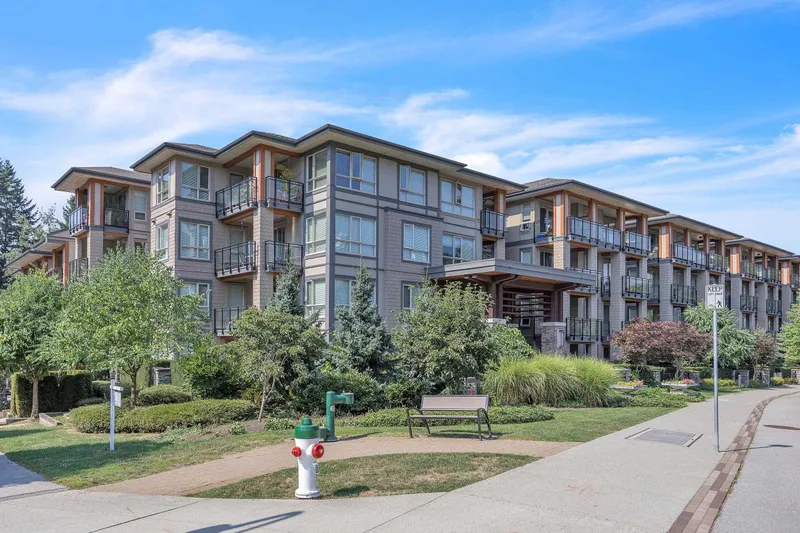 306 3399 NOEL DRIVE - photo 1 of 20