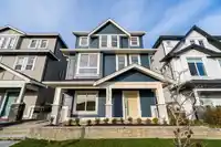 16711 16 AVENUE - thumbnail 2