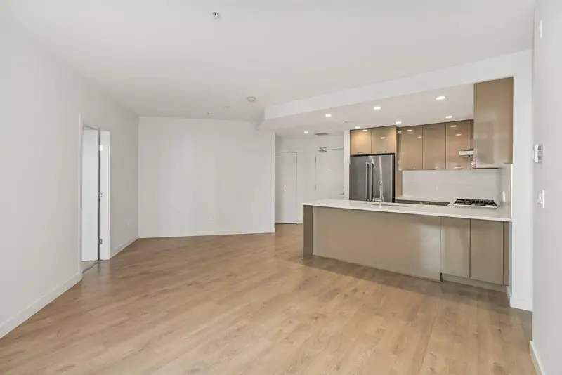 #410 3581 ROSS DRIVE - photo 4 of 25