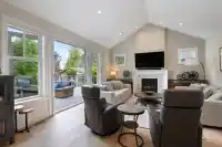 12913 15A AVENUE - thumbnail 3
