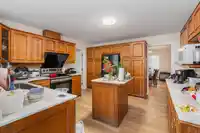 13139 14 AVENUE - thumbnail 9