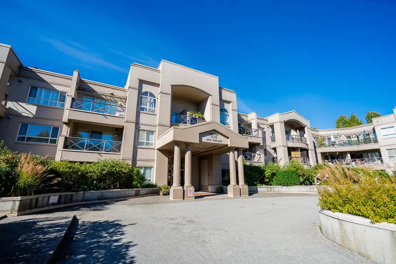 304 2109 ROWLAND STREET - photo 2 of 25