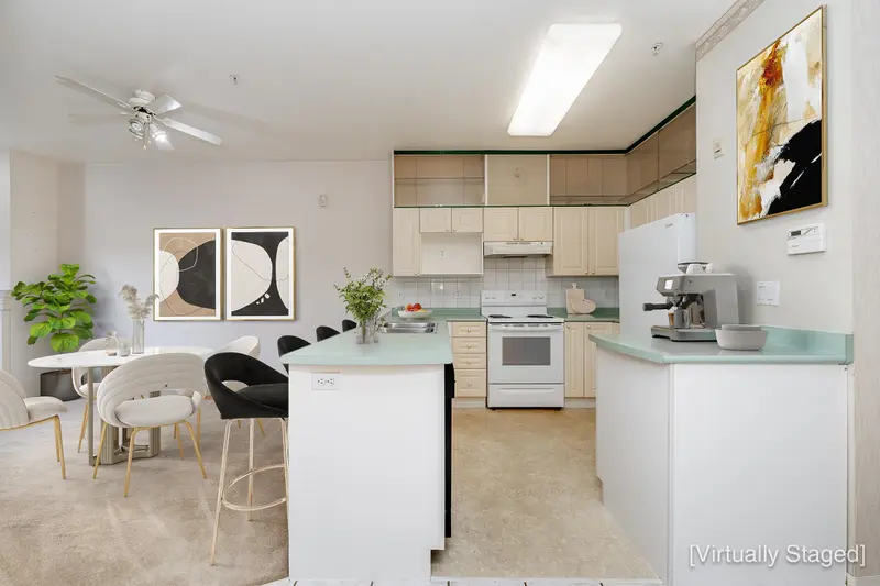 304 2109 ROWLAND STREET - photo 3 of 25